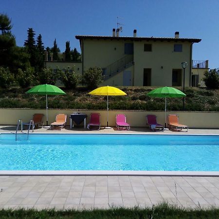 Agriturismo Terra Dei Falchi Castilenti Extérieur photo